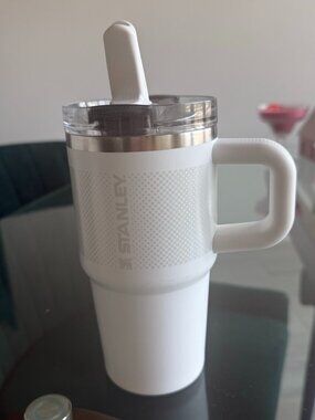 Stanley IceFlow Flip Straw Tumbler 20oz - White